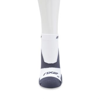 2XU Unisex Vectr Light Cush 1/4 Crew Sock - White